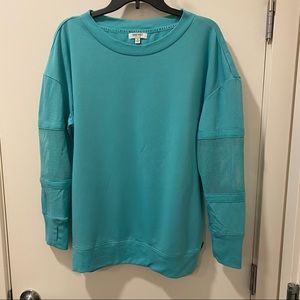 New Nine West Active sweatshirt size M turquoise